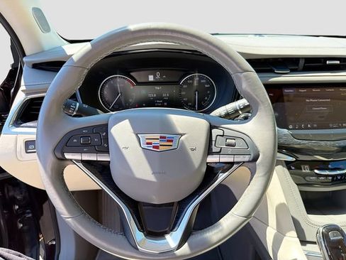 Used 2021 Cadillac XT6 Premium Luxury AWD/4WD image 12