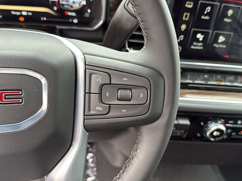 New 2026 GMC Sierra 1500 Elevation image 12