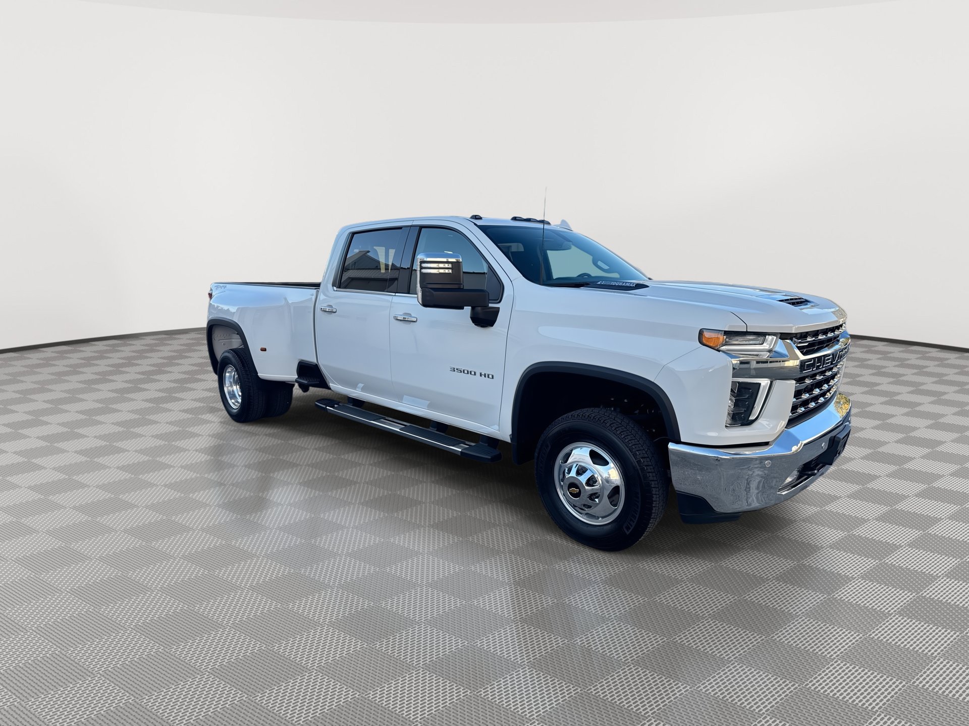 Certified 2023 Chevrolet Silverado 3500 LTZ w/ LTZ Convenience Package AWD/4WD image 2
