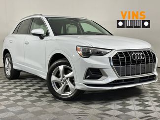 Used 2019 Audi Q3 2.0T Premium w/ Convenience Package AWD/4WD video 1
