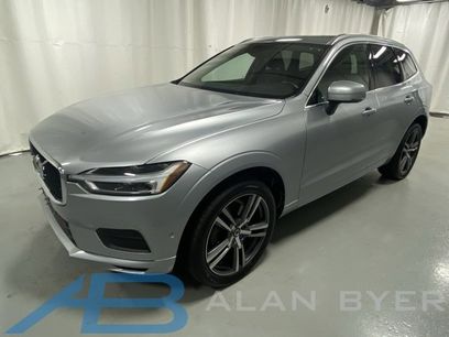 Used 2018 Volvo XC60 T6 Momentum w/ Convenience Package