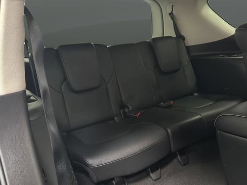 Used 2019 INFINITI QX80 Limited AWD/4WD image 25