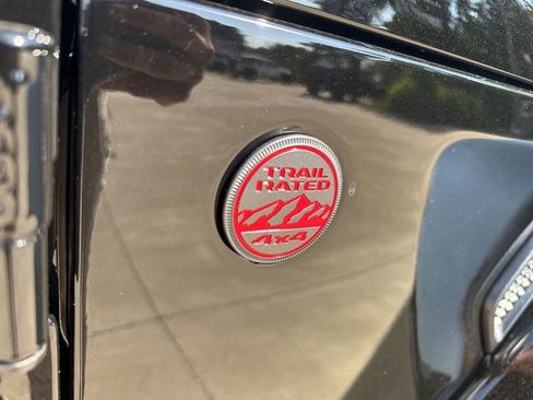 New 2025 Jeep Gladiator Rubicon image 12