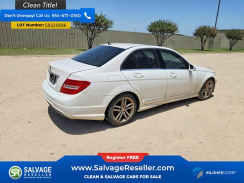 Used 2013 Mercedes-Benz C 250 Sedan image 4