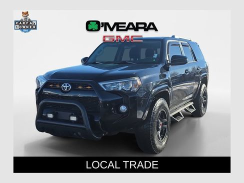 Used 2015 Toyota 4Runner SR5 image 1