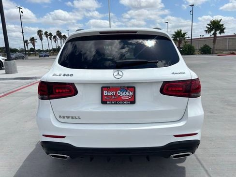 Used 2022 Mercedes-Benz GLC 300 4MATIC image 5