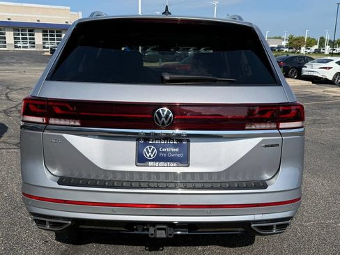 Certified 2026 Volkswagen Atlas SEL Premium R-Line AWD/4WD image 4