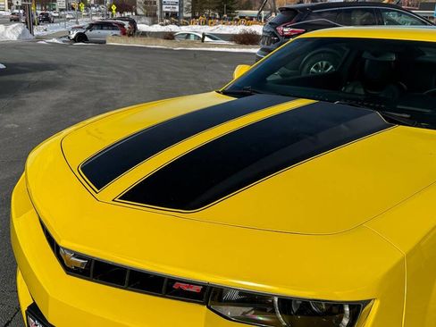 Used 2015 Chevrolet Camaro LT w/ RS Package image 10