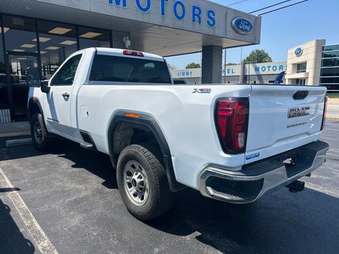 Used 2024 GMC Sierra 3500 Pro w/ Convenience Package AWD/4WD image 3