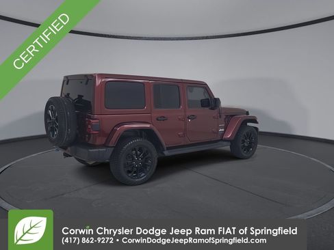 Used 2022 Jeep Wrangler Unlimited Sahara w/ Cold Weather Group AWD/4WD image 4