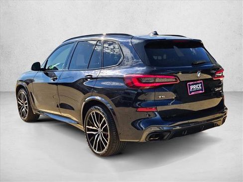 Used 2022 BMW X5 M50i w/ Executive Package image 8