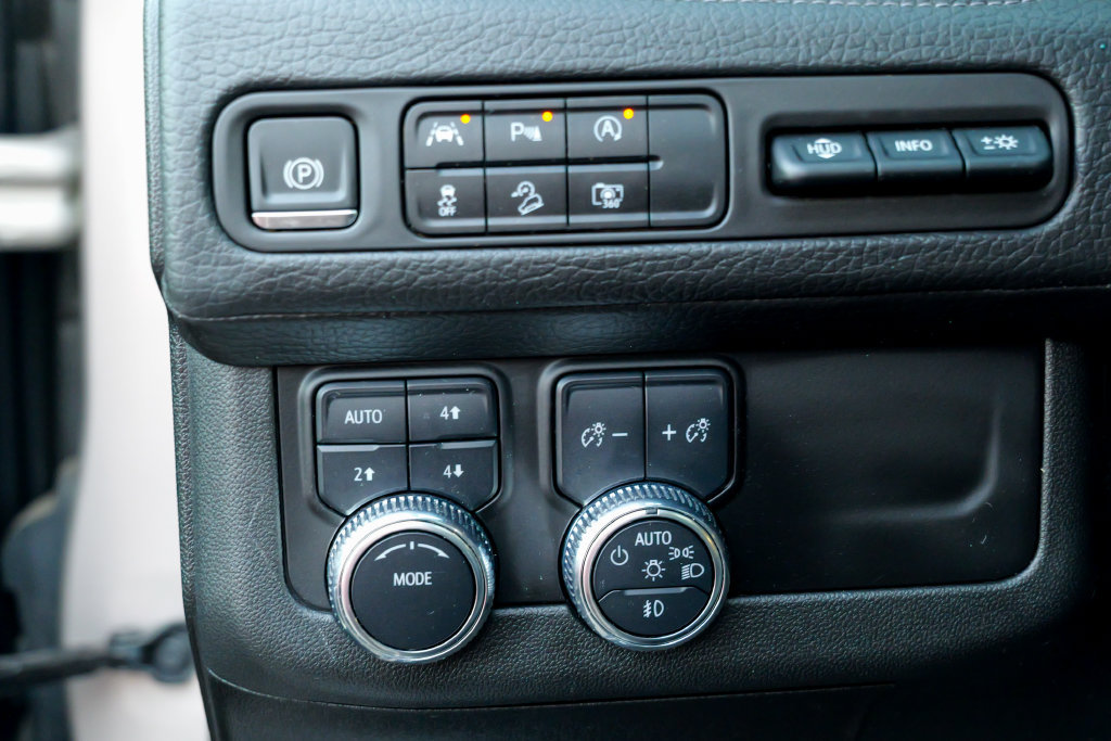 Used 2023 GMC Yukon Denali AWD/4WD image 51