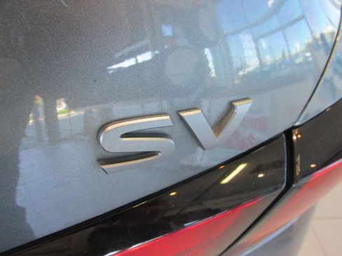 Used 2024 Nissan Altima 2.5 SV image 11