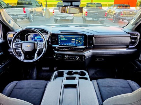 Used 2023 Chevrolet Silverado 1500 LT w/ Convenience Package II image 33