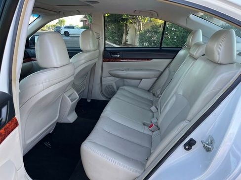 Used 2012 Subaru Legacy 3.6R Limited image 21