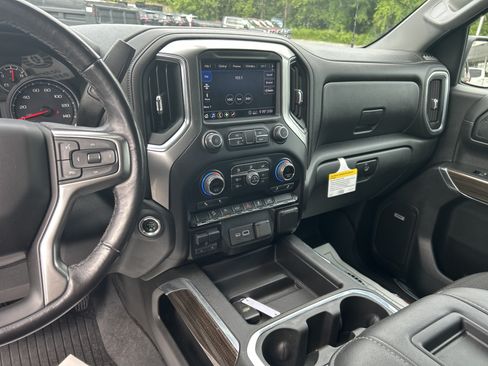 Used 2020 Chevrolet Silverado 1500 LT Trail Boss AWD/4WD image 25