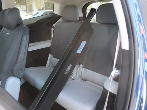 New 2026 Hyundai Ioniq 9 Limited AWD/4WD image 17