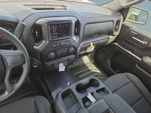 New 2026 Chevrolet Silverado 1500 W/T w/ Trailering Package image 14