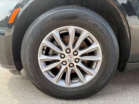 Certified 2024 Buick Enclave Essence w/ Trailering Package, 5000 lbs. AWD/4WD image 9