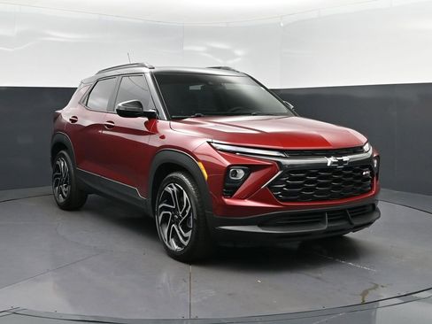 Used 2024 Chevrolet TrailBlazer RS w/ Driver Confidence Package FWD image 9