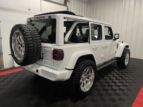 Used 2024 Jeep Wrangler High Altitude AWD/4WD image 3