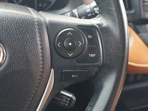 Used 2018 Toyota RAV4 Limited w/ Advanced Technology Package image 12