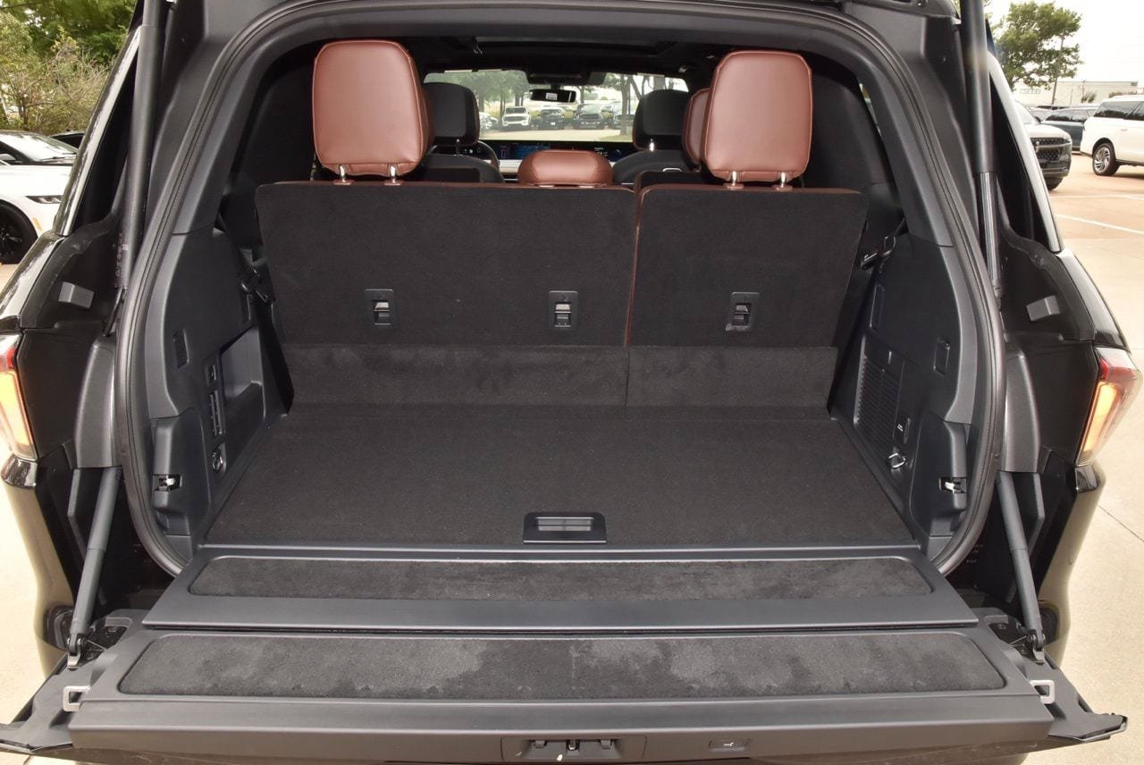 New 2027 Lincoln Navigator Reserve AWD/4WD image 41