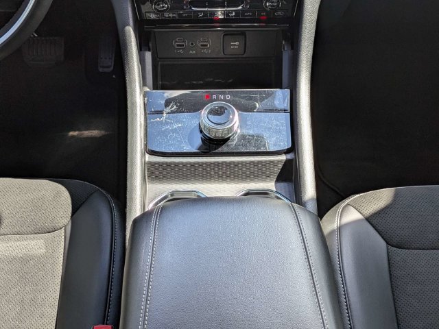 Used 2023 Jeep Grand Cherokee Altitude RWD image 21