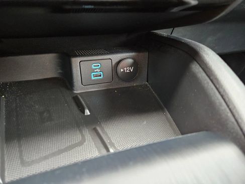 Used 2022 Ford Escape SEL w/ Technology Package FWD image 29