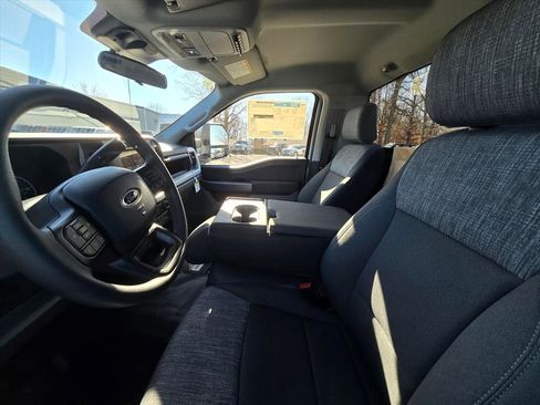 New 2026 Ford F550 4x4 Regular Cab Super Duty w/ XLT Value Package image 3