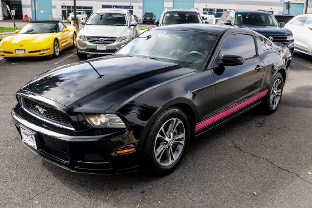 Used 2014 Ford Mustang Premium RWD image 5