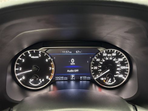 Used 2022 Nissan Altima 2.5 SR w/ Midnight Edition Package FWD image 25