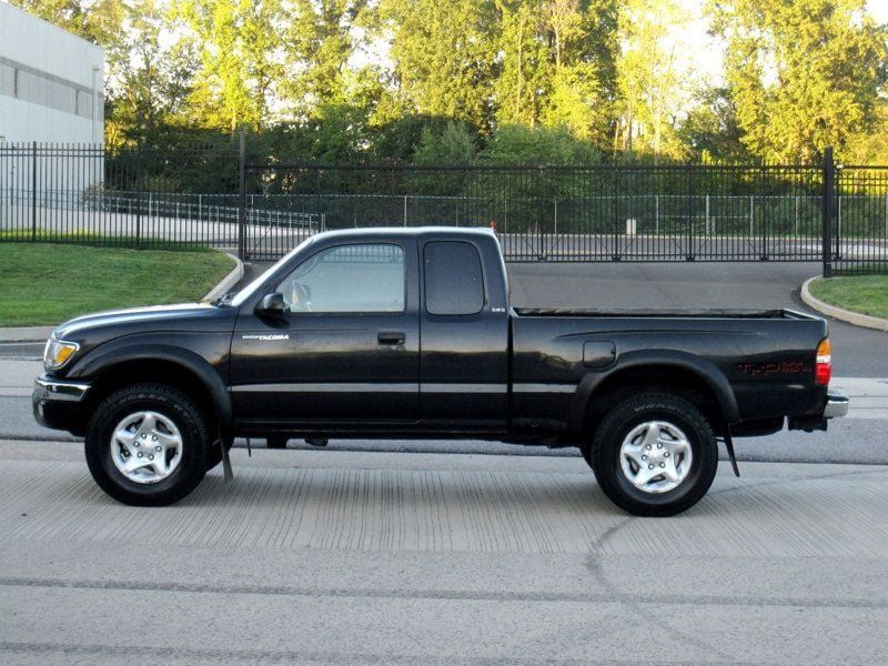 Used 2003 Toyota Tacoma 4x4 Xtracab V6 w/ SR5 Pkg image 6