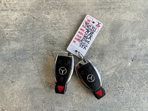 Used 2018 Mercedes-Benz GLA 250 4MATIC image 37