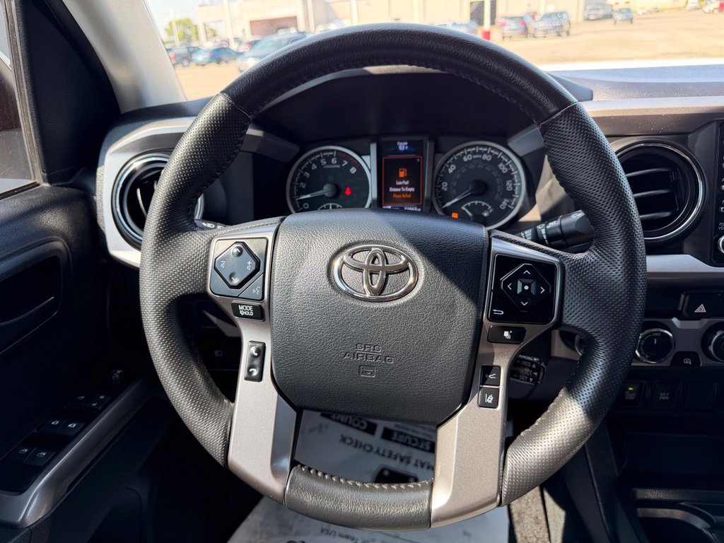 Certified 2023 Toyota Tacoma SR5 w/ Technology Package AWD/4WD image 22