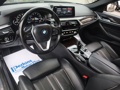 Used 2018 BMW 530i w/ Premium Package image 26