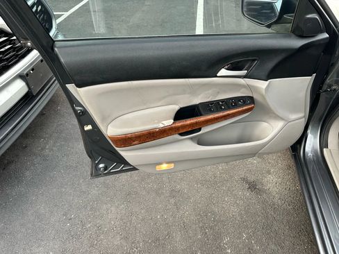 Used 2012 Honda Accord EX-L image 24