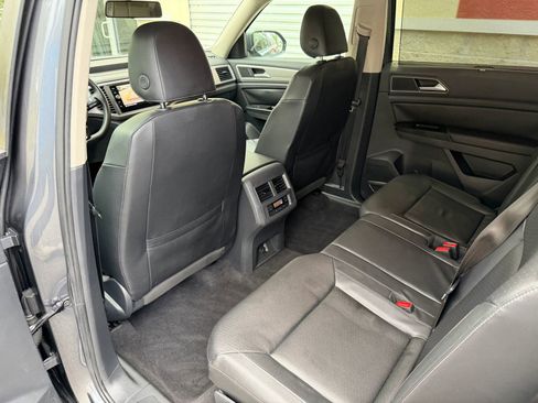 Used 2018 Volkswagen Atlas SE AWD/4WD image 33