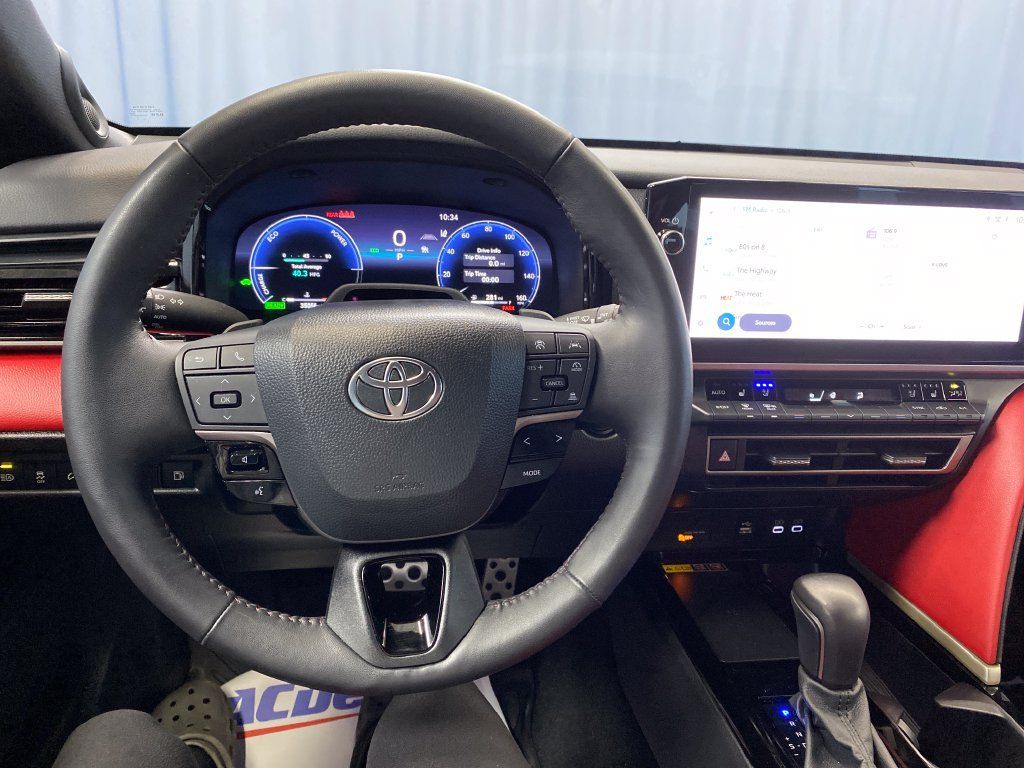 Used 2025 Toyota Camry XSE w/ Premium Plus Package AWD/4WD image 18
