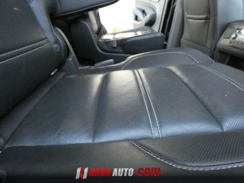 Used 2017 GMC Yukon Denali w/ Open Road Package RWD image 34