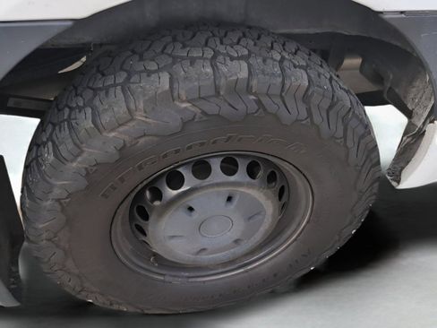 Used 2021 Freightliner Sprinter 2500 image 28