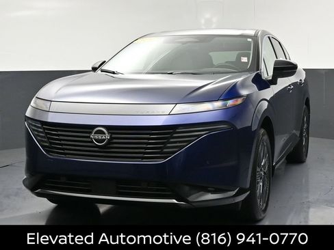 Certified 2025 Nissan Murano Platinum w/ Cargo Package AWD/4WD image 3