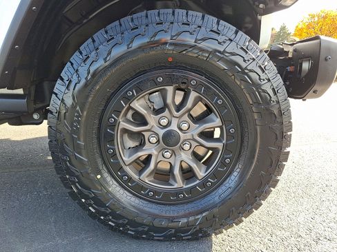 Certified 2022 Jeep Wrangler Unlimited Rubicon w/ Dual Top Group image 8