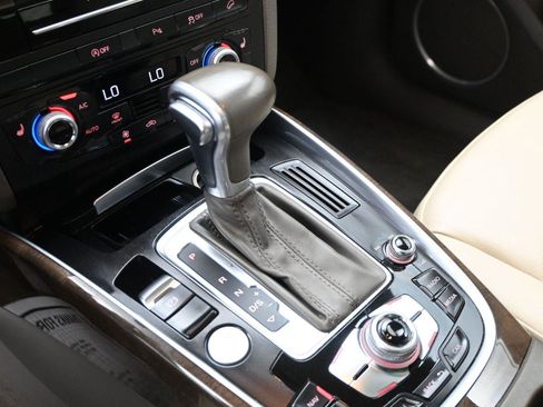 Used 2017 Audi Q5 3.0T Premium Plus image 5