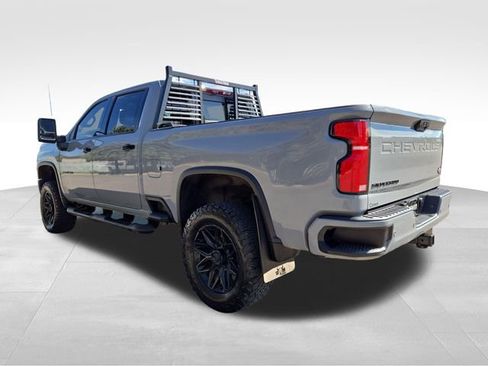 Used 2024 Chevrolet Silverado 2500 LTZ w/ LTZ Plus Package AWD/4WD image 11