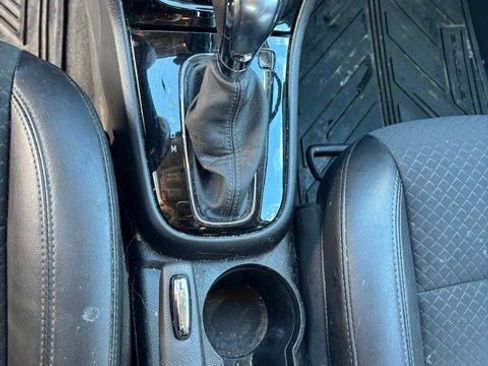 Used 2022 Buick Encore Preferred w/ Safety Package image 19