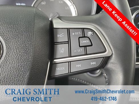 Used 2024 Toyota Highlander LE image 7