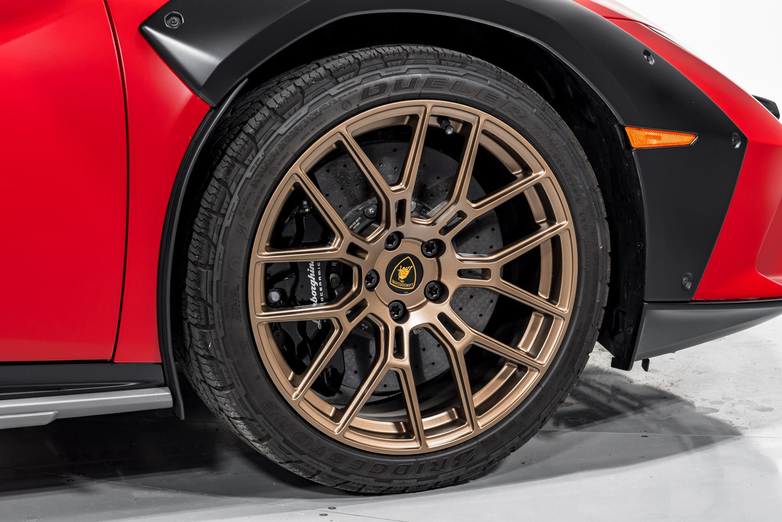 Used 2023 Lamborghini Huracan Sterrato AWD/4WD image 48