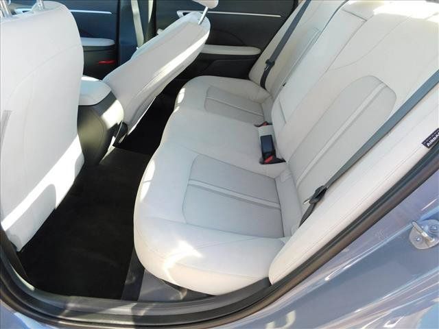 Used 2025 Hyundai Sonata SEL FWD image 24