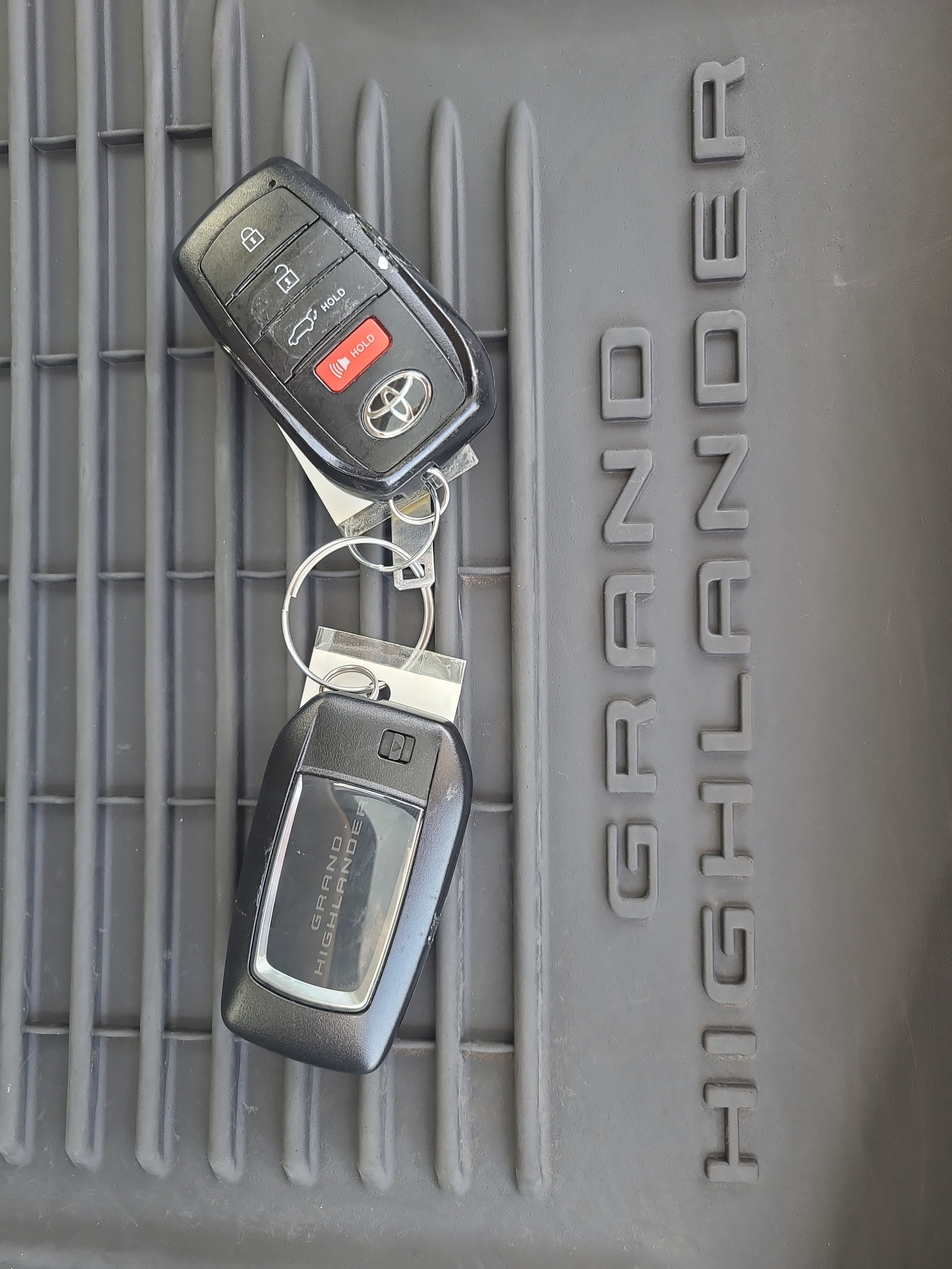 Certified 2026 Toyota Grand Highlander AWD Hybrid image 31